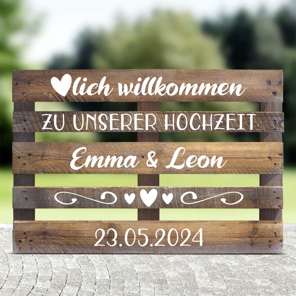 braune Palette mit weißer schrift für die Hochzeit