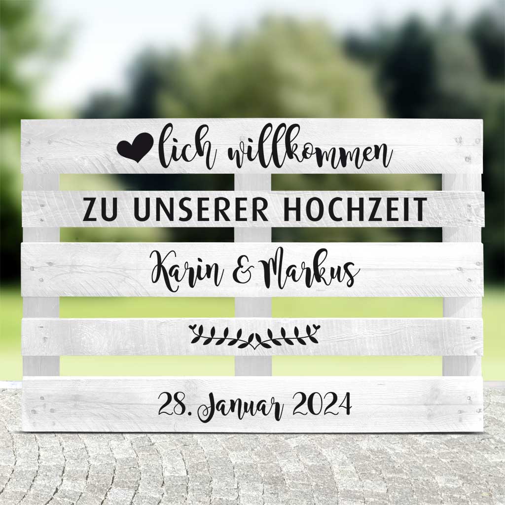 weiße Palette mit schwarzer Schrift für die Hochzeit