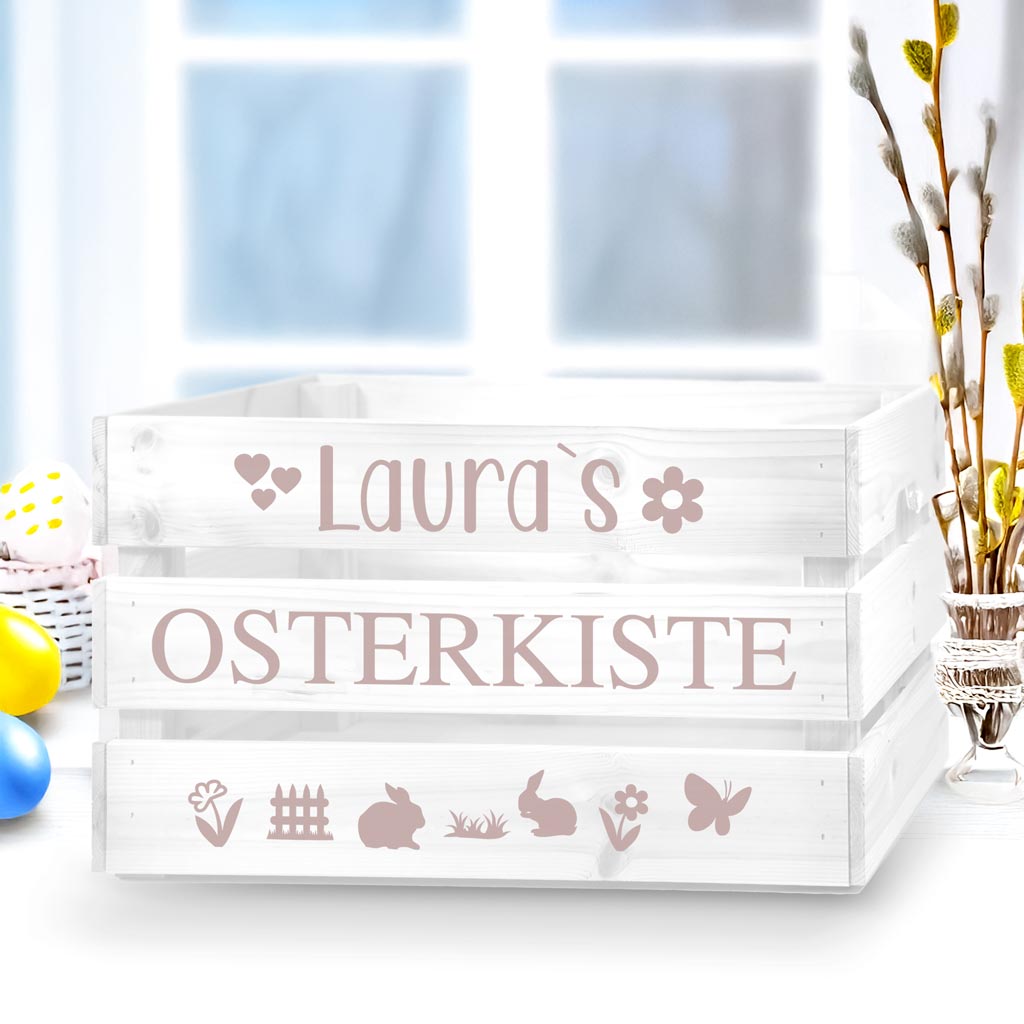 weisseholzkistemitrosefarbenenmaufkleberzumbasteeinerosterkistemitkleinenostersymbolenhaseblumeschmetterlingzaungrasherzen